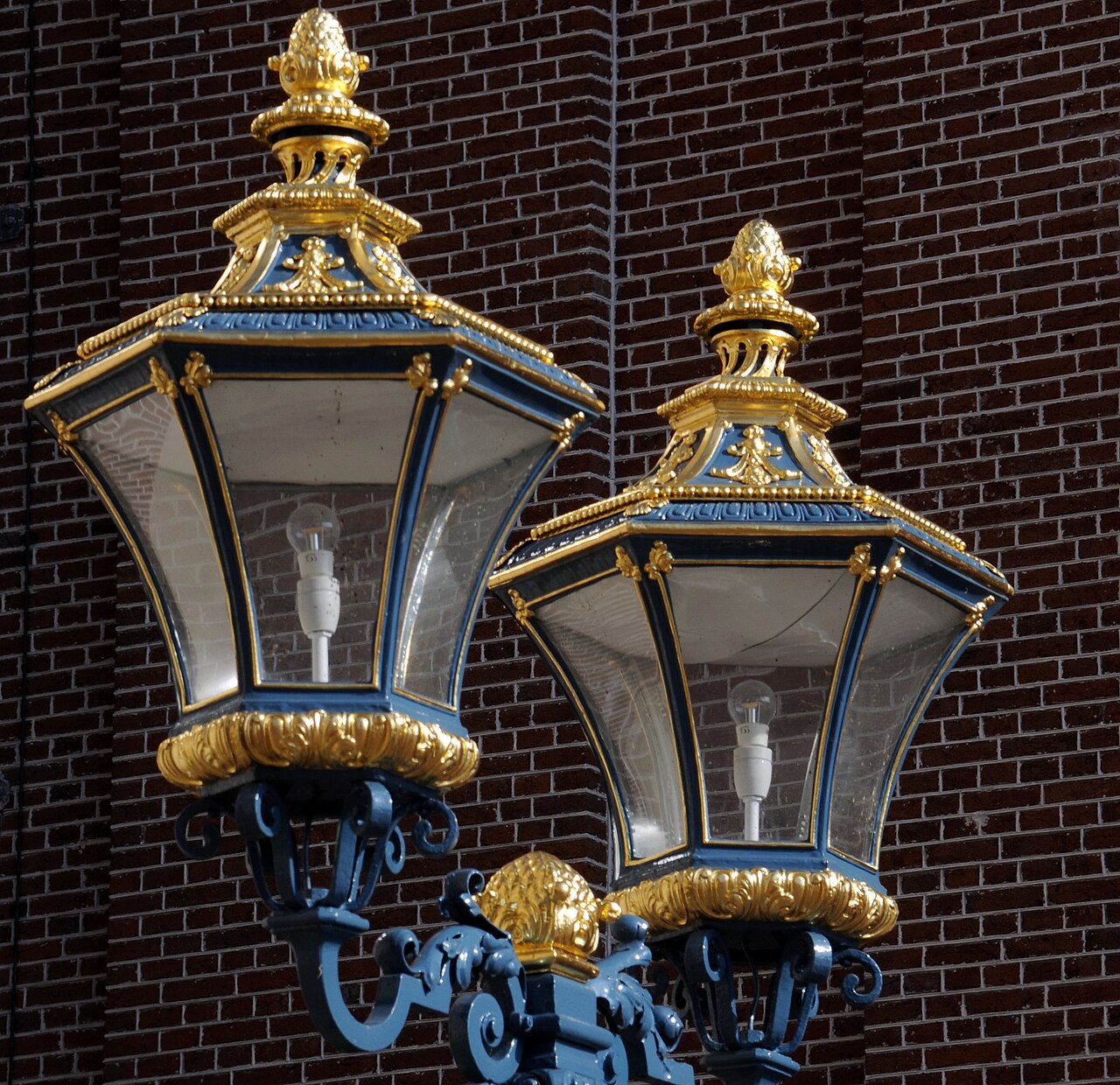Decorated lanterns at Het Loo Palace.