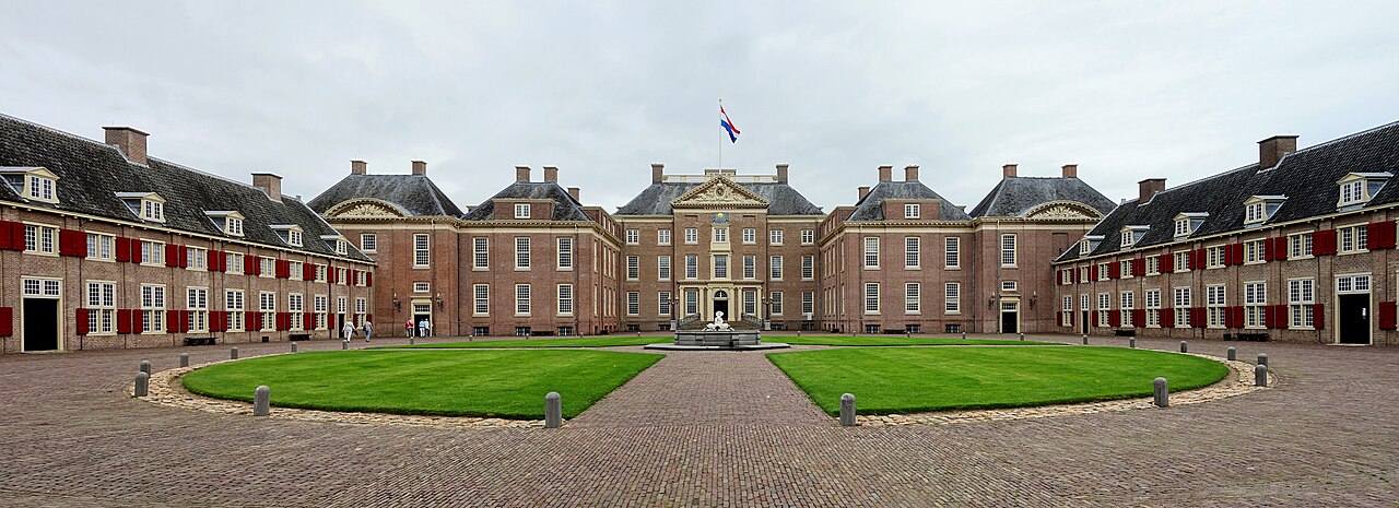 A panorama of the palace of Het Loo.
