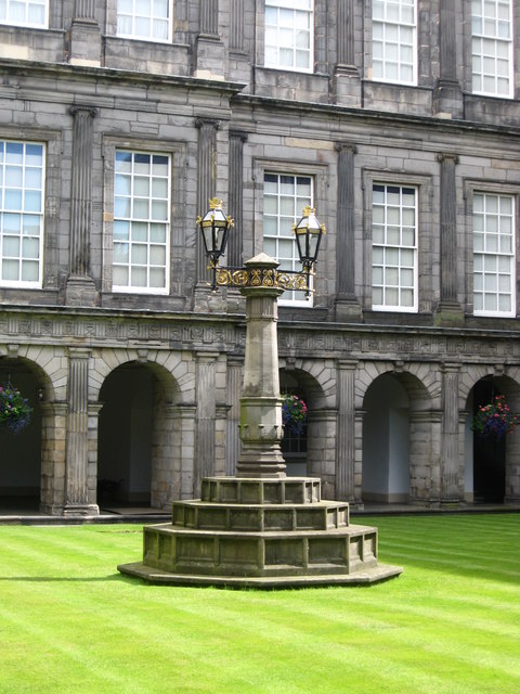 The quadrangle of the Palace of Holyroodhouse