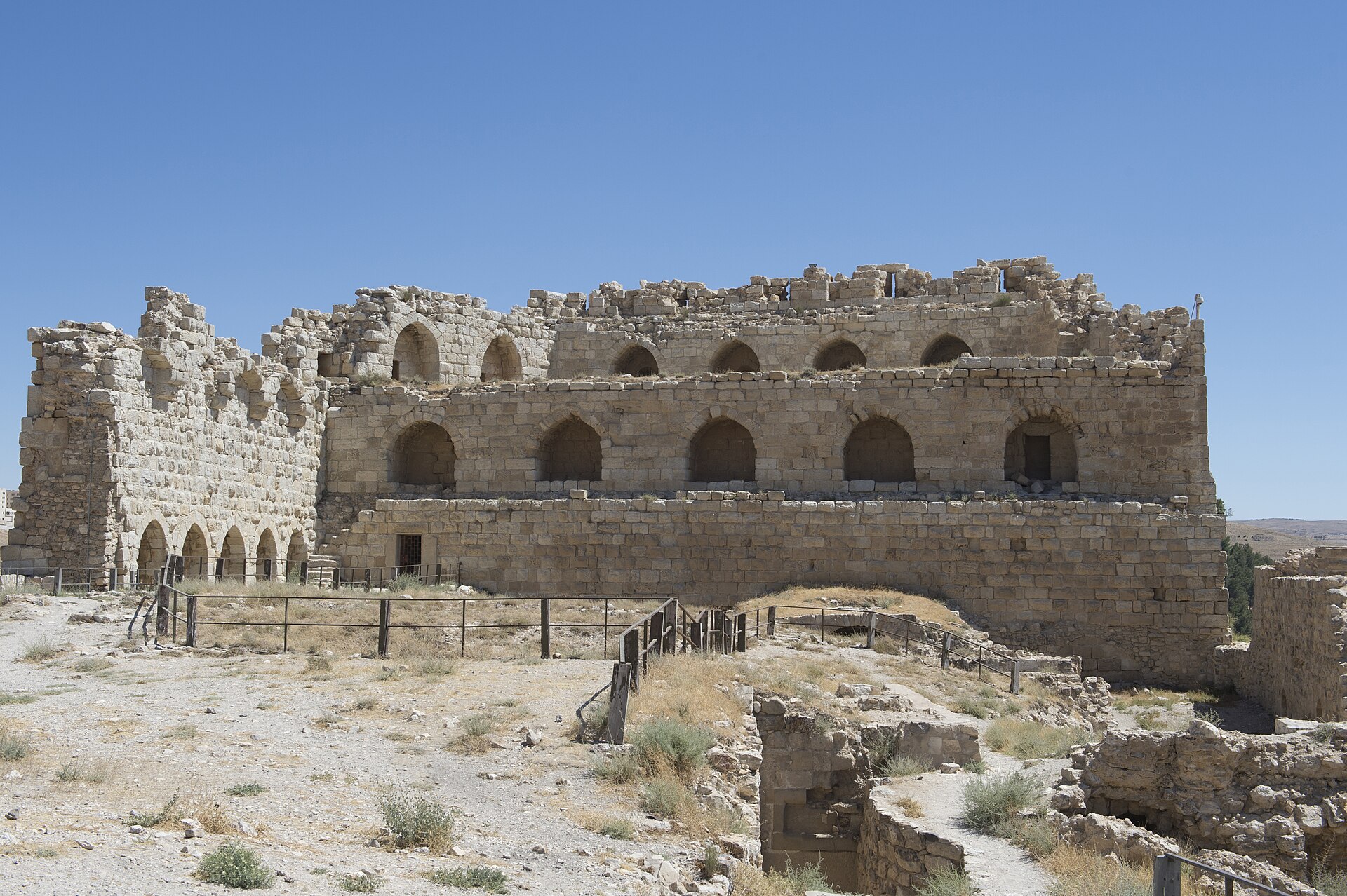 After the disaster of Hattin in 1187, a weakened Kerak finally fell to Saladin's forces in 1188.
