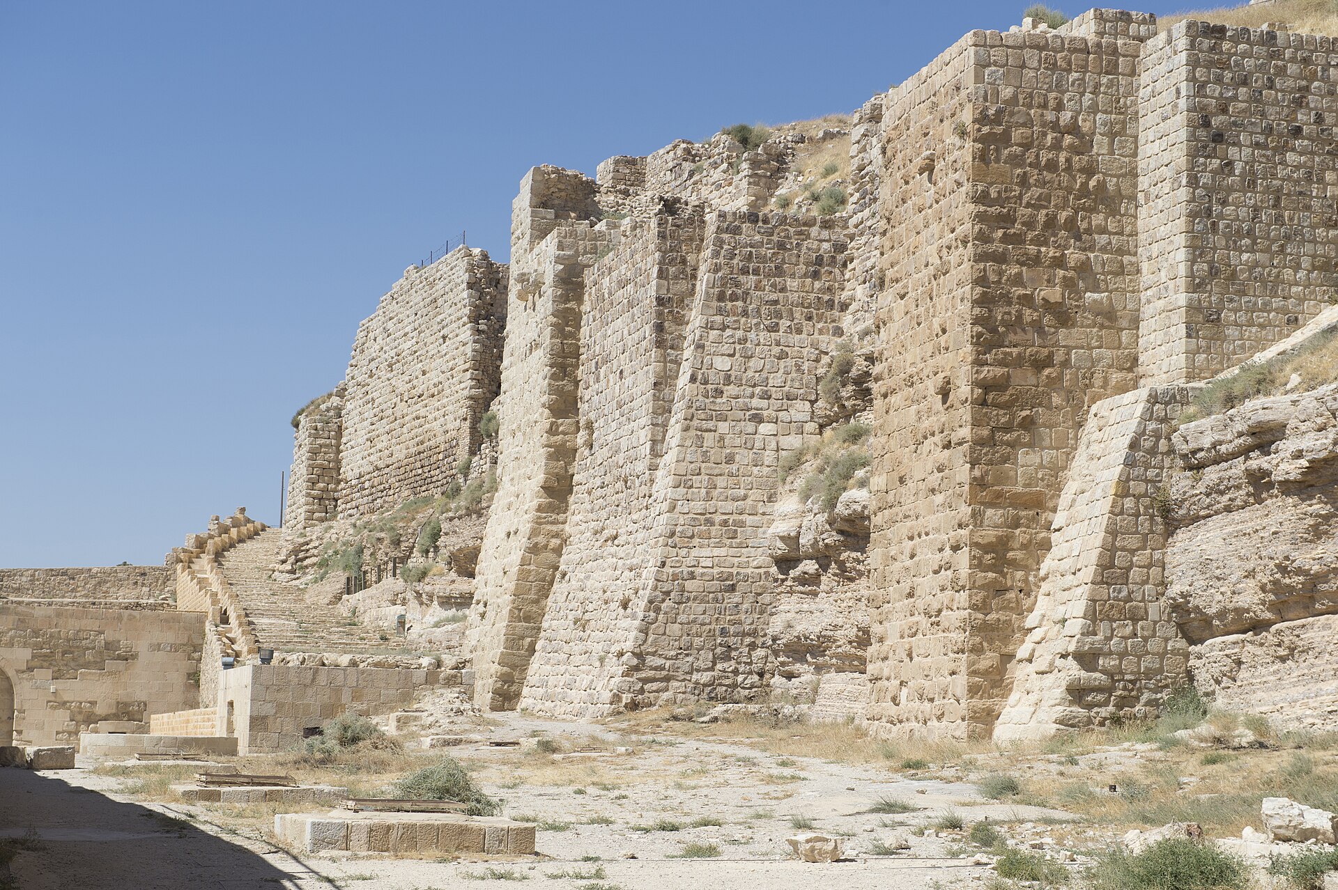 Around the castle grew the walled town of al-Karak, a stronghold in its own right.