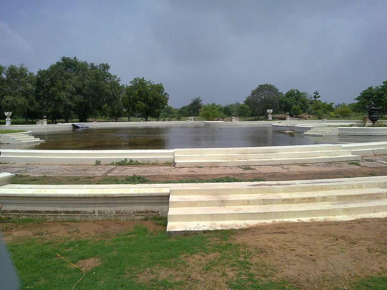 A pond in the grounds of the palace.