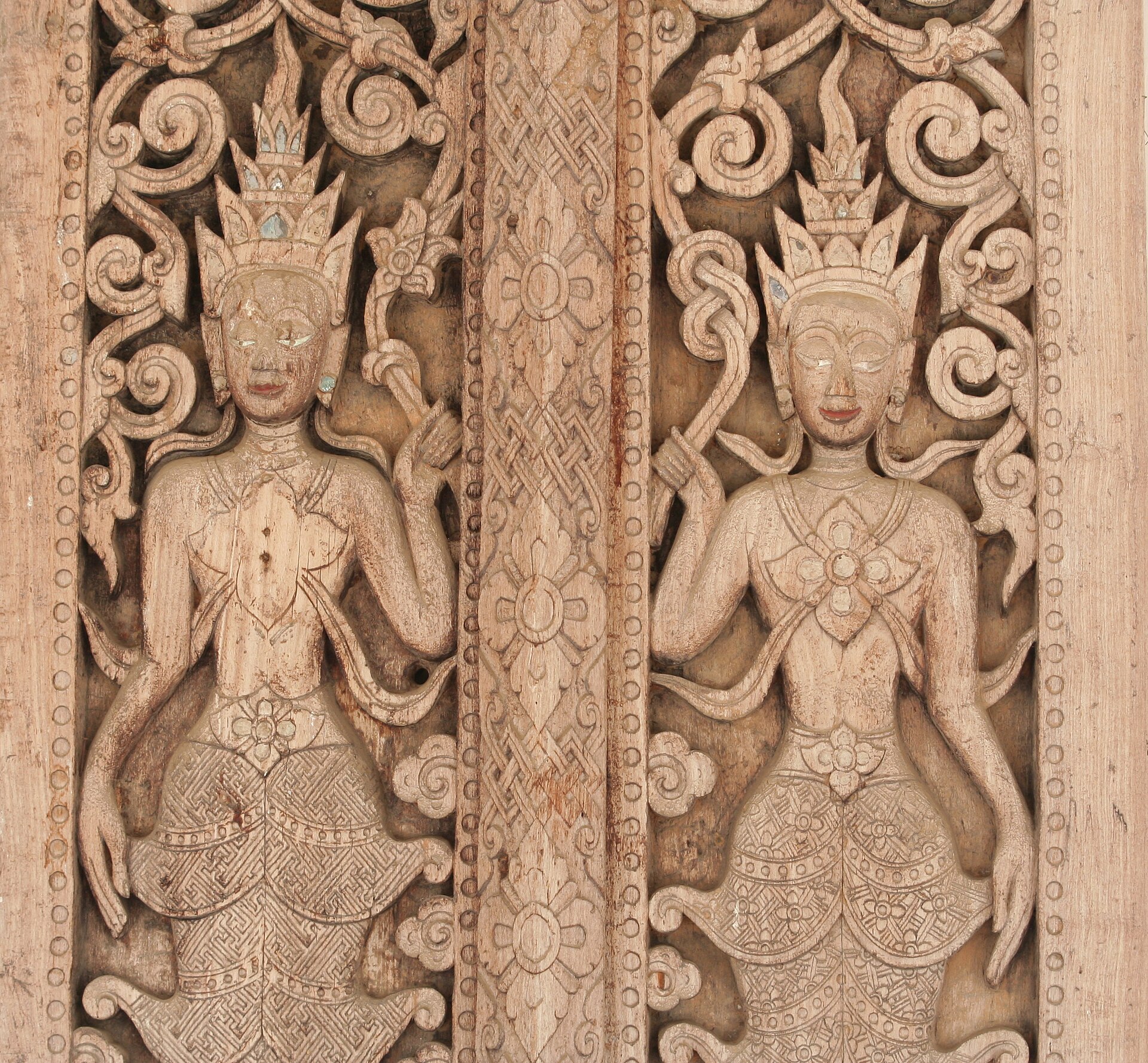 A decorated door of the palace museum
