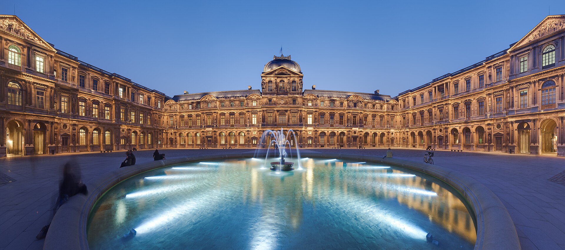 Renaissance kings turned the fortress into a splendid palace