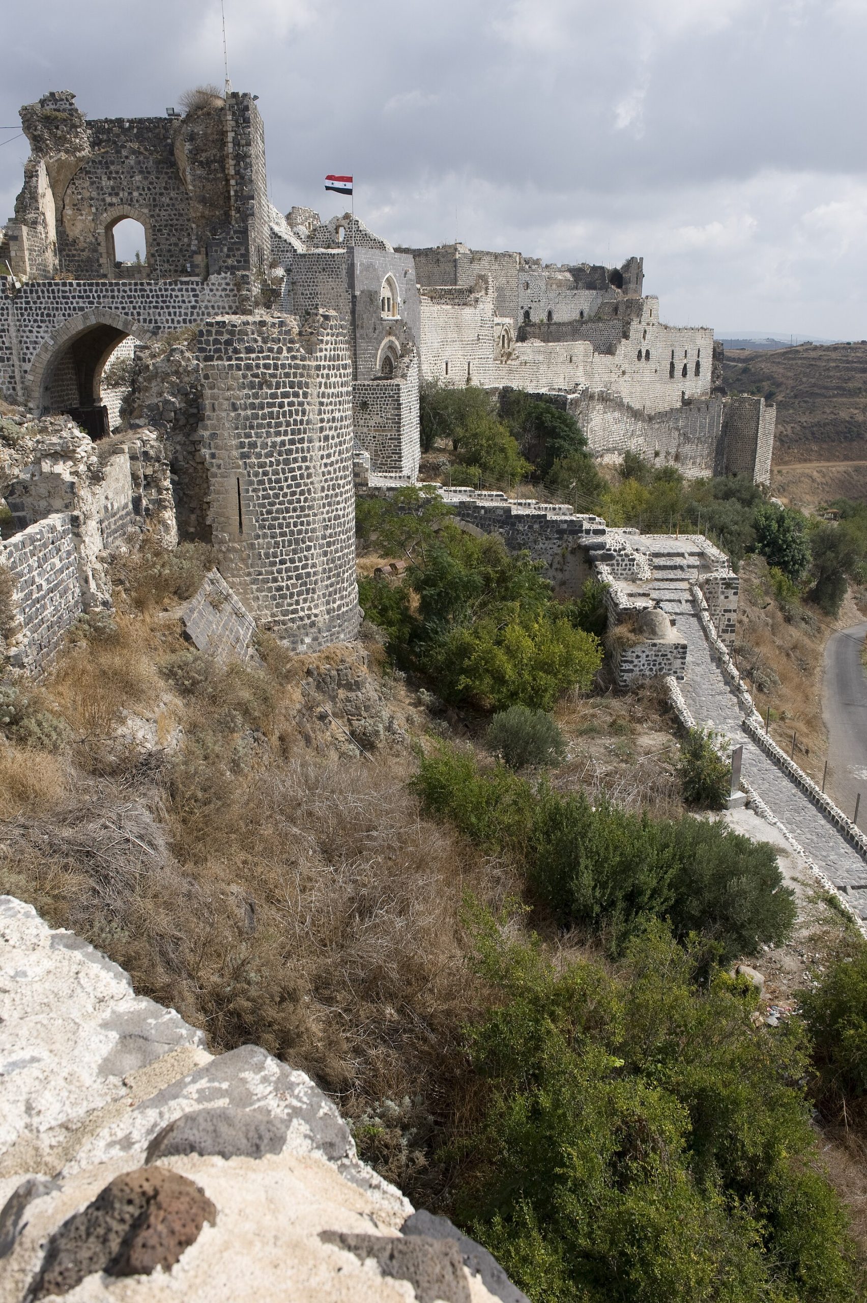 Margat was a great concentric castle, defended by double walls and fourteen towers.