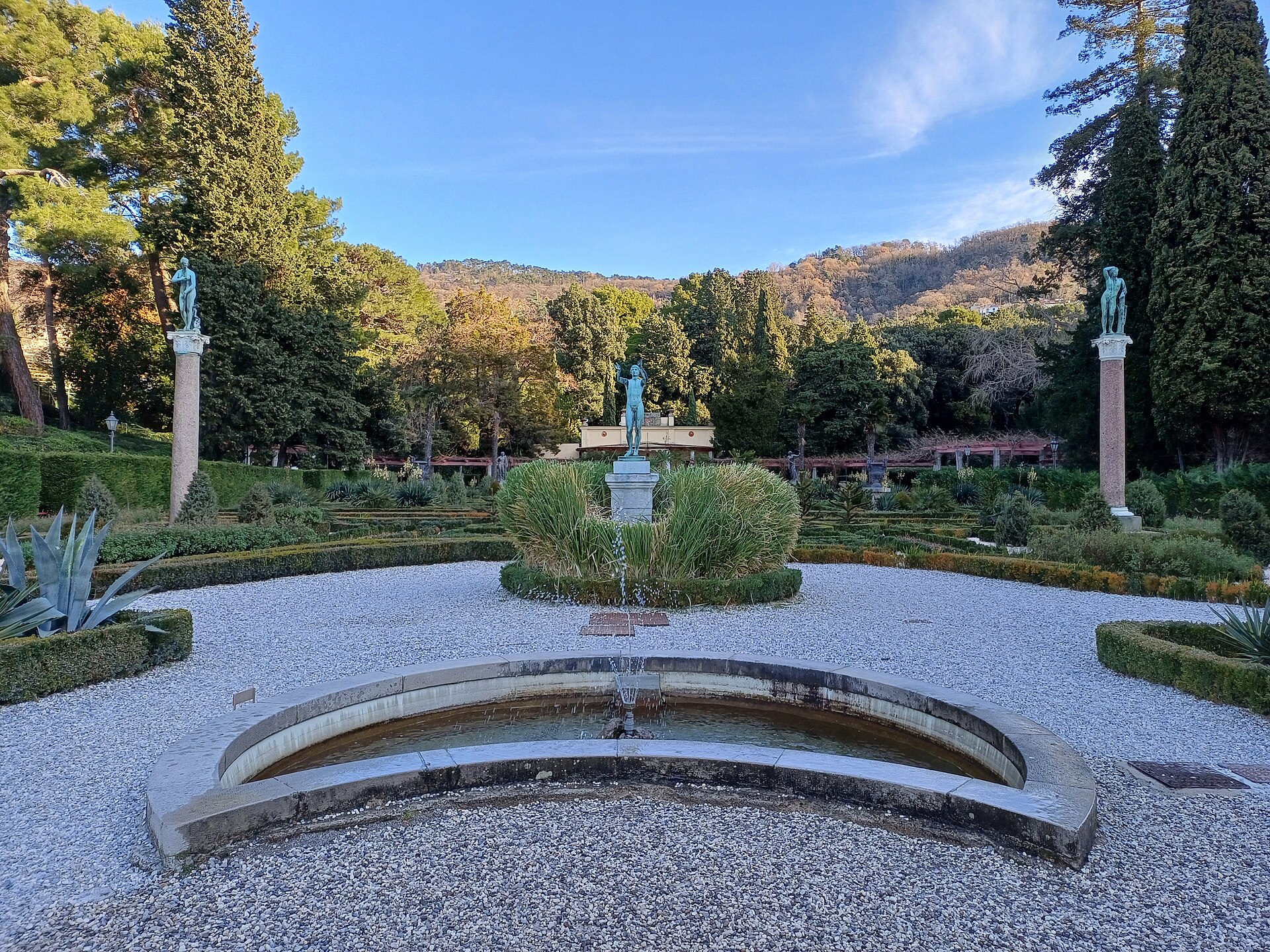 A fountain among the gardens of the castle