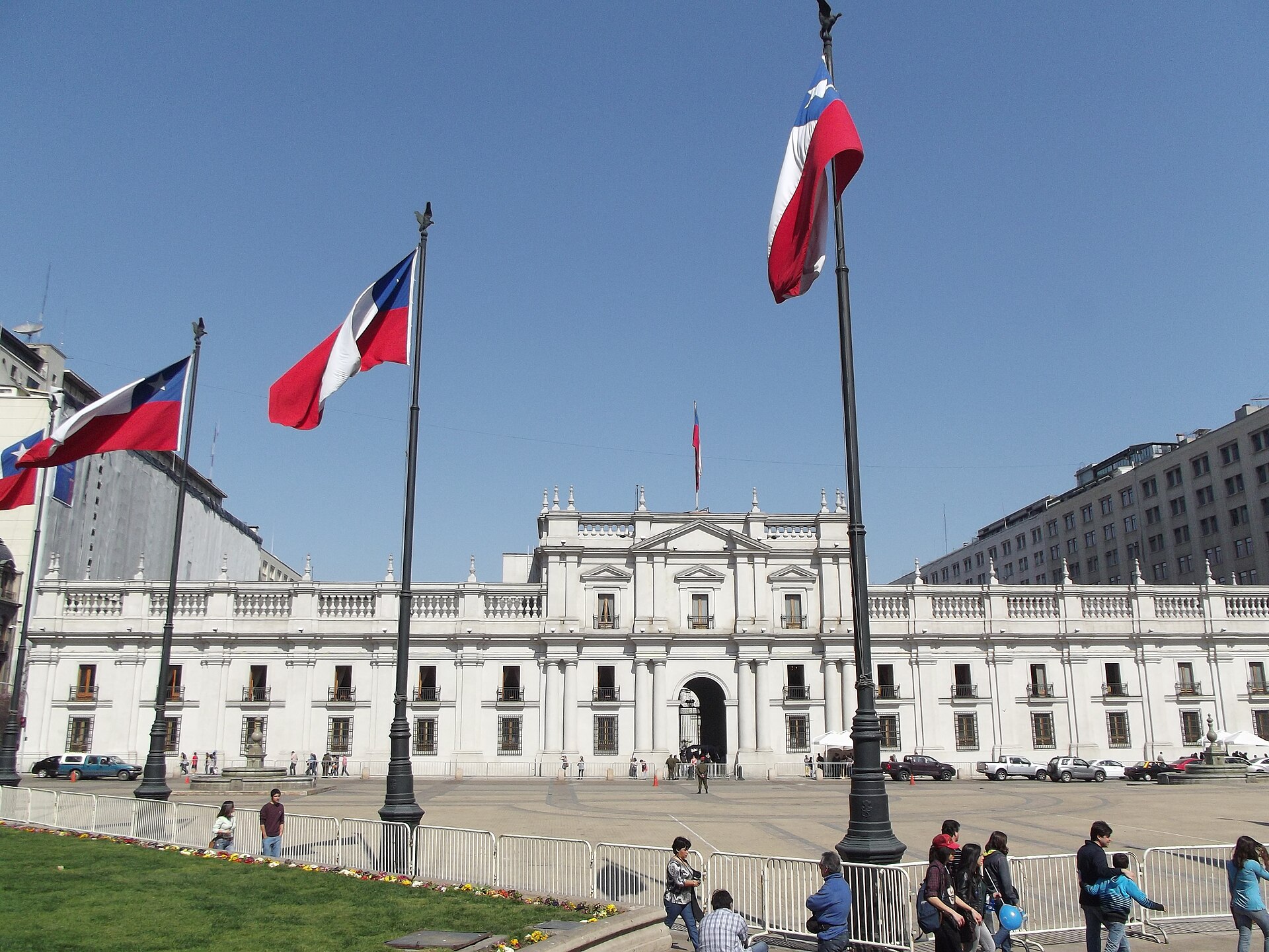 La Moneda with Chilean flags
