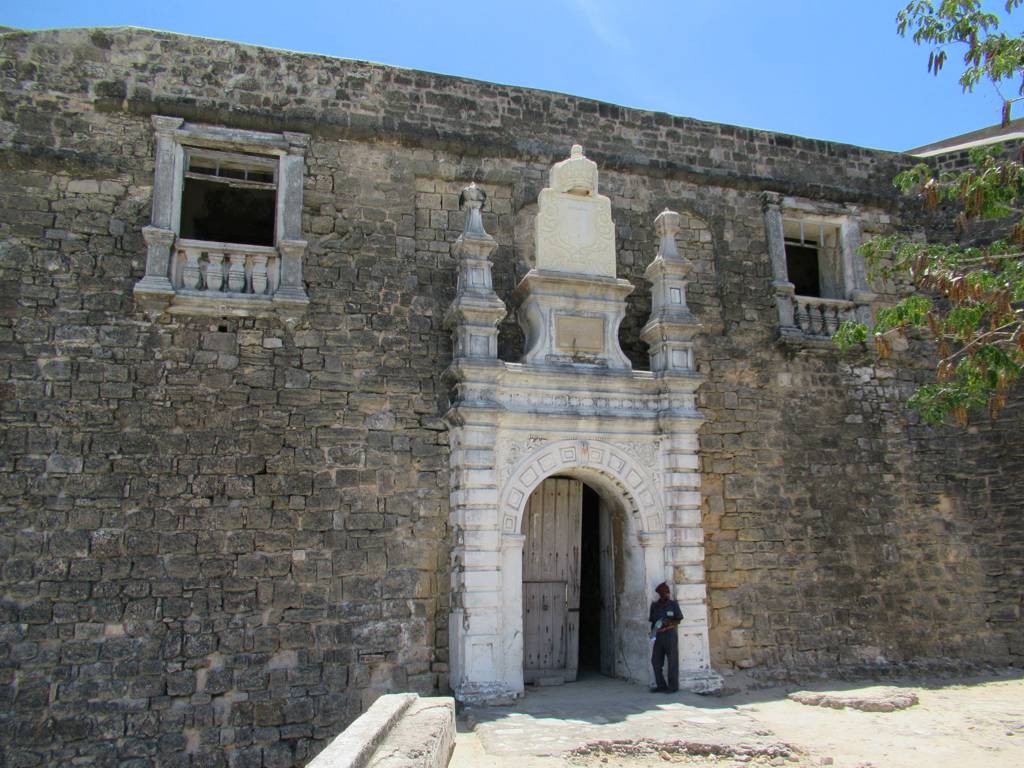 The portal and entrance of the fortress