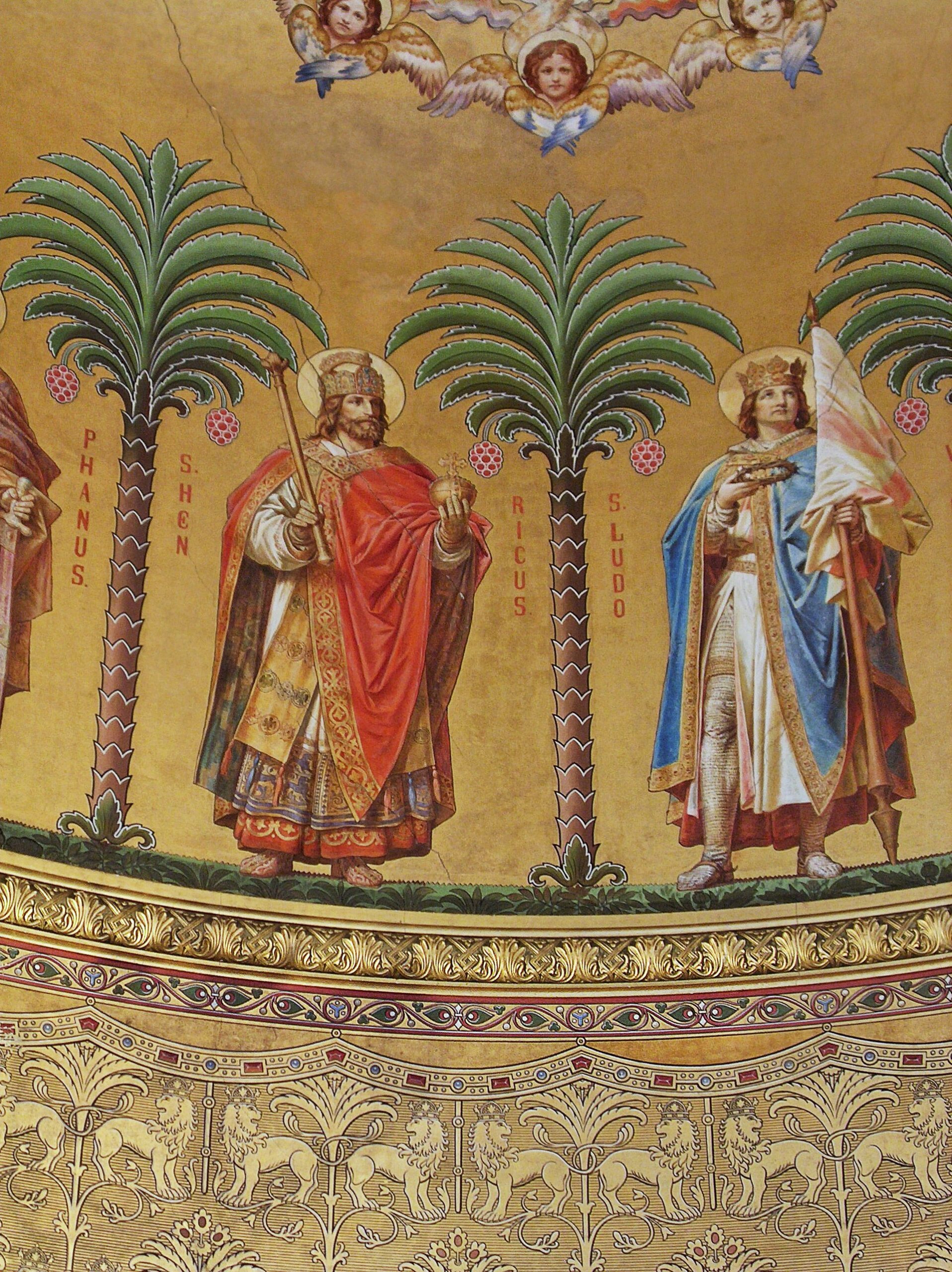 A painted chamber within the king's private castle