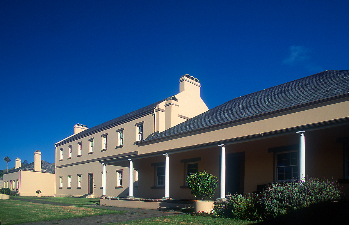 The fort on Flagstaff Hill commanded the settlement below