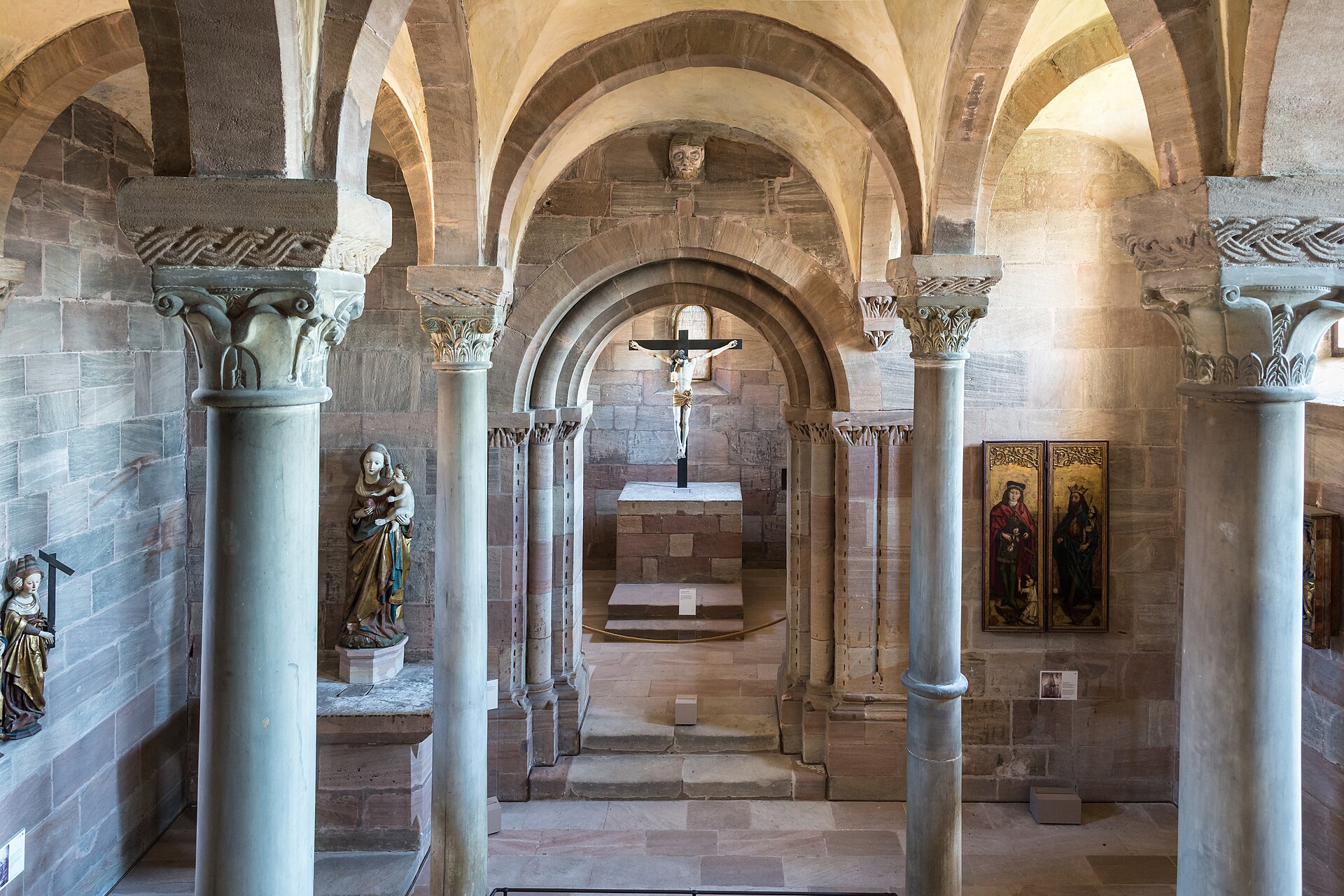 The upper level of the Romanesque imperial double chapel