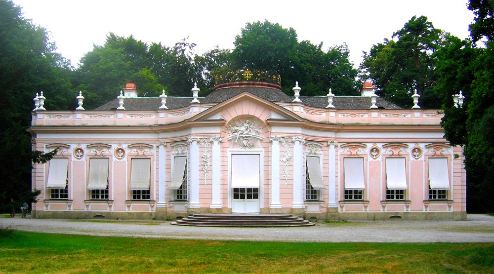 The Amalienburg, the Rococo hunting lodge hidden in the palace park