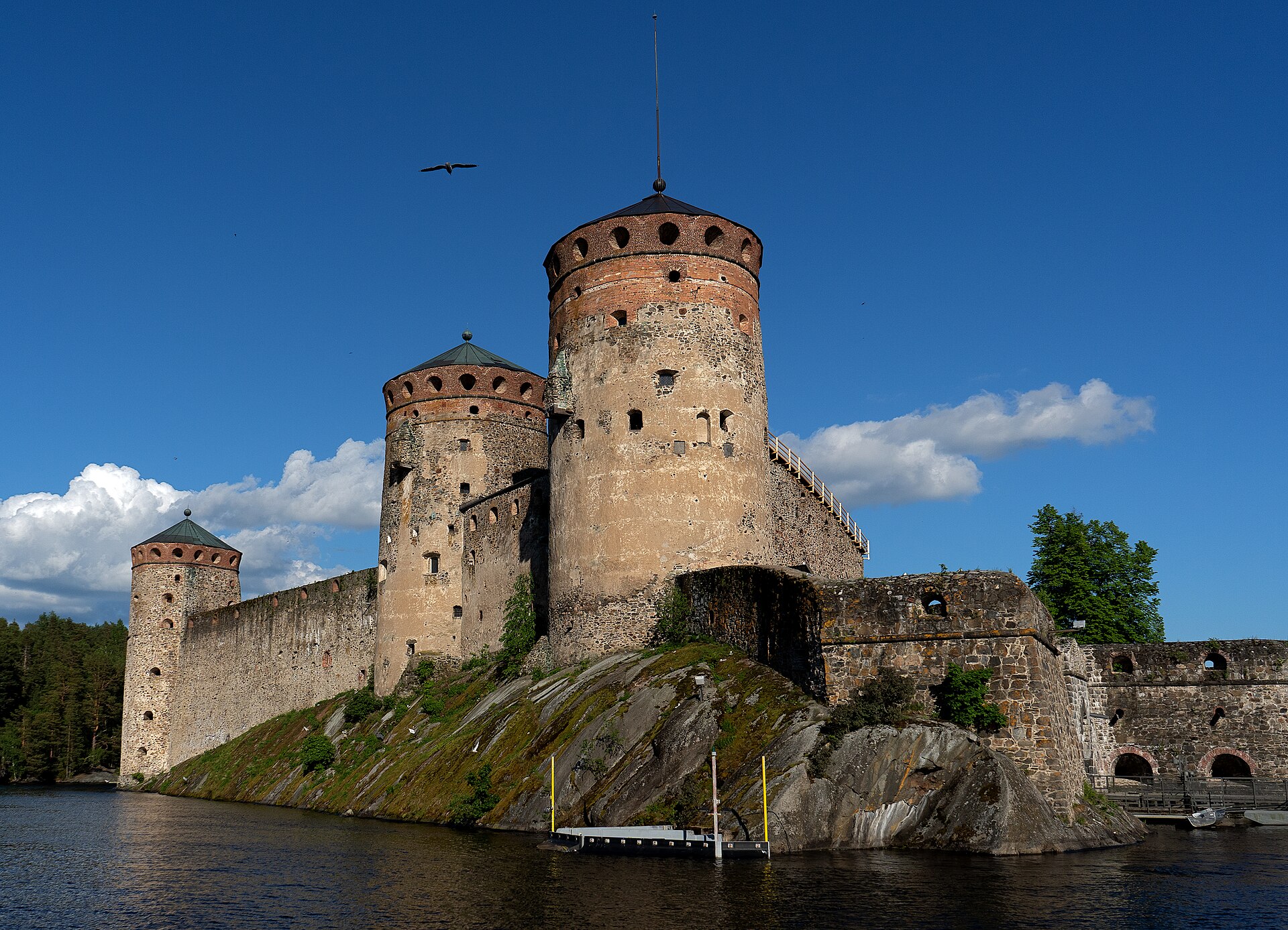 Guided tours lead visitors through towers, chambers, and two small museums.