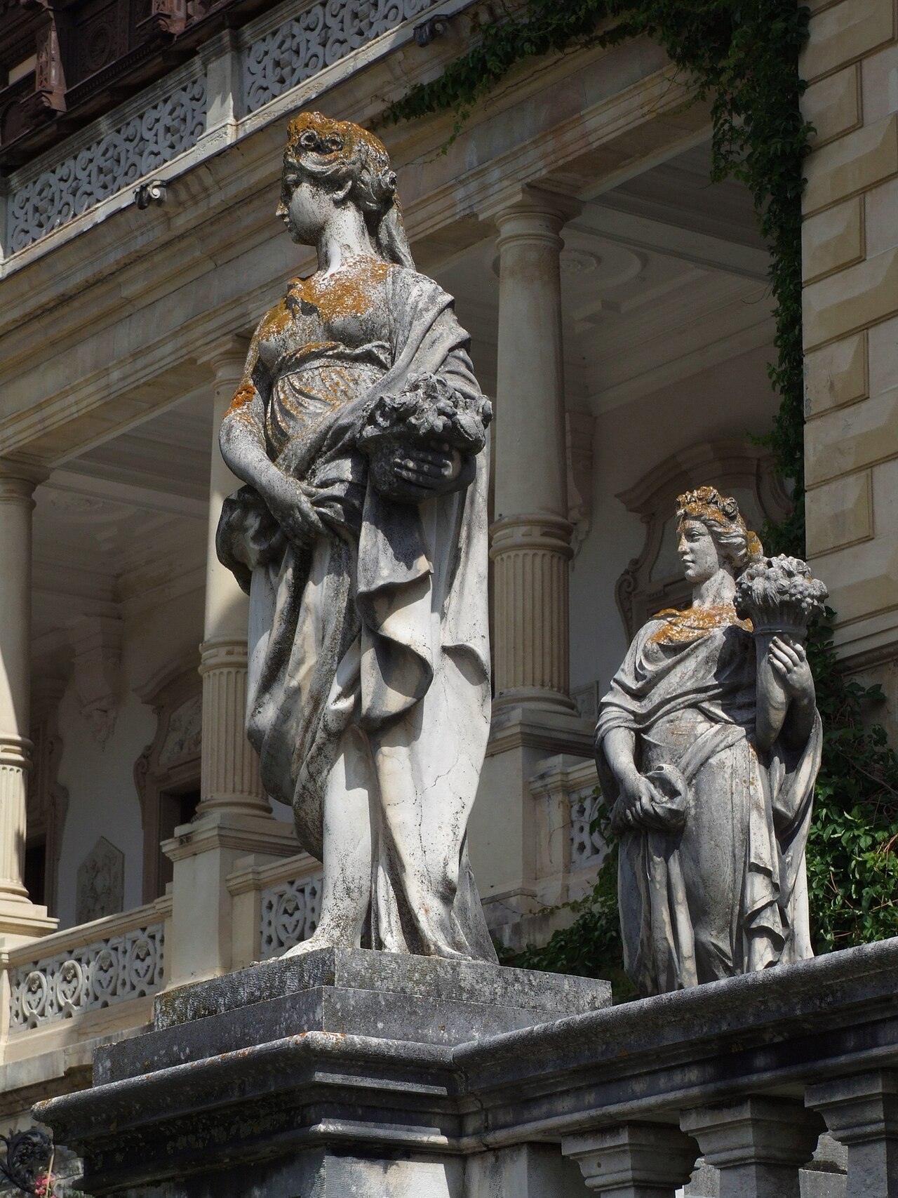 Sculptures adorning the gardens of Peles.