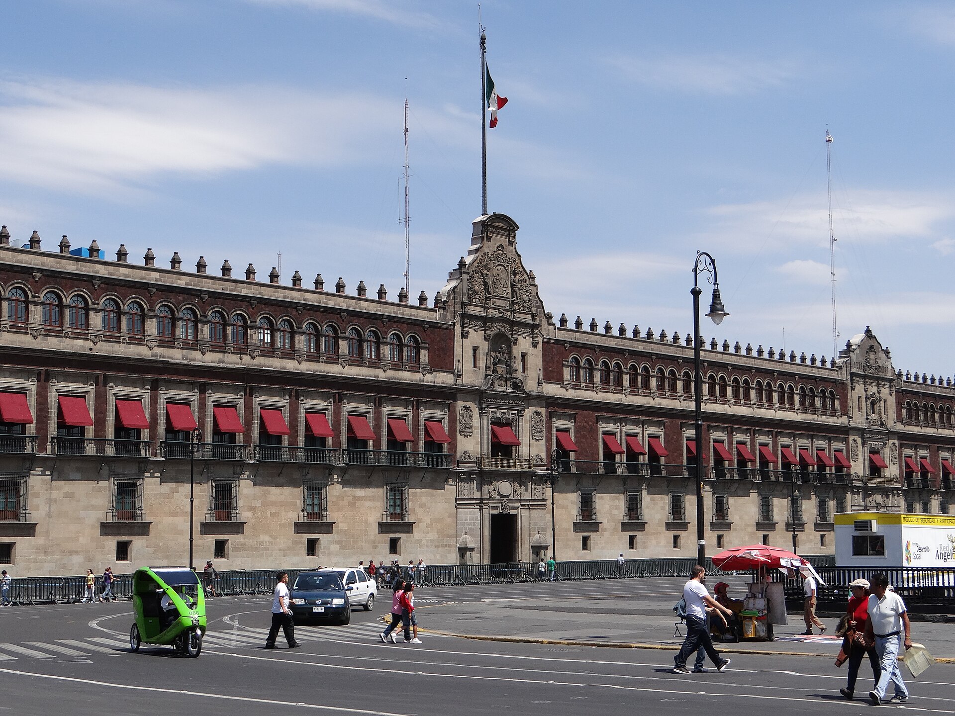 The palace seen from the Zocalo