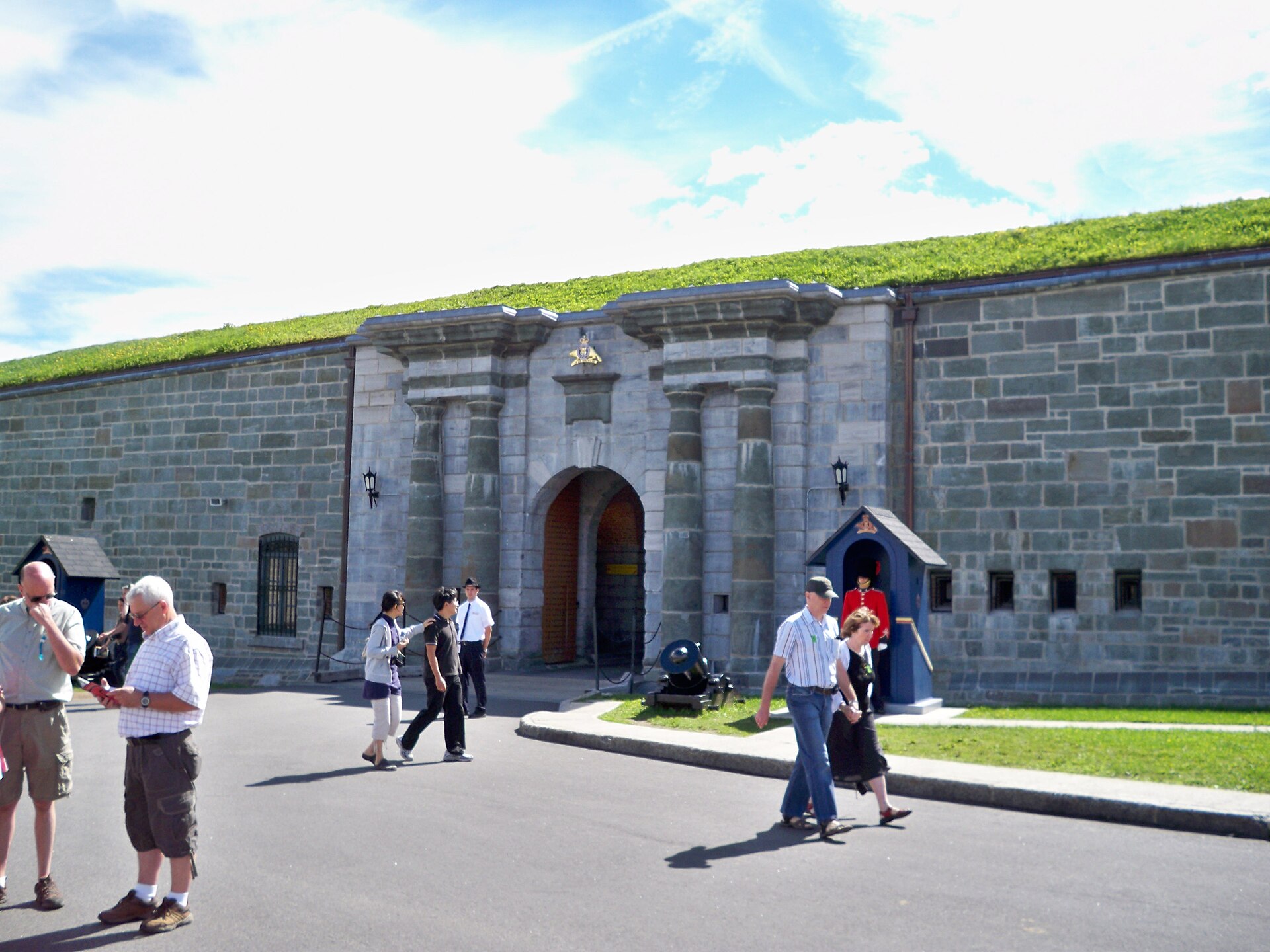The entrance to the Citadelle of Quebec