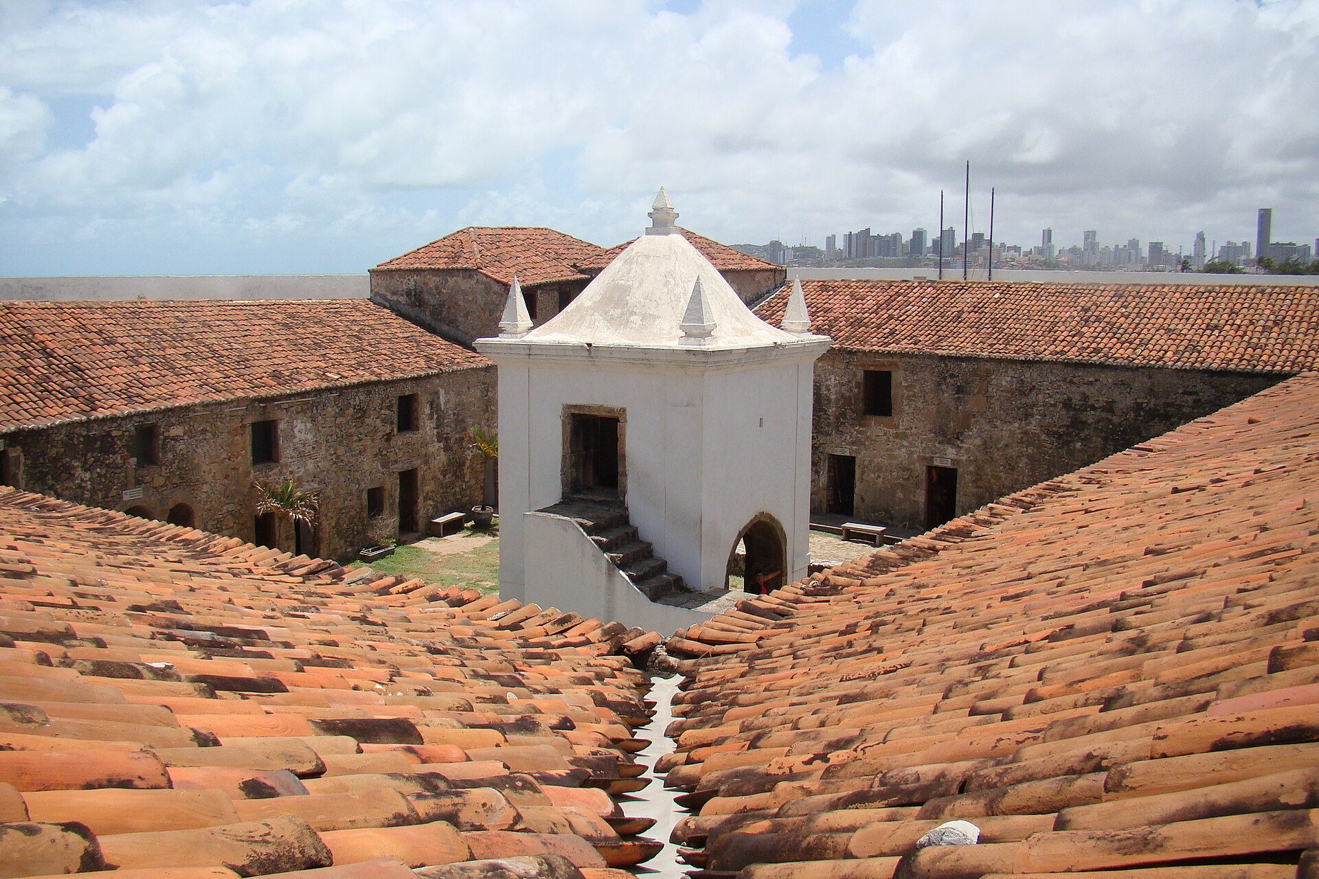 A panoramic view inside the fortress