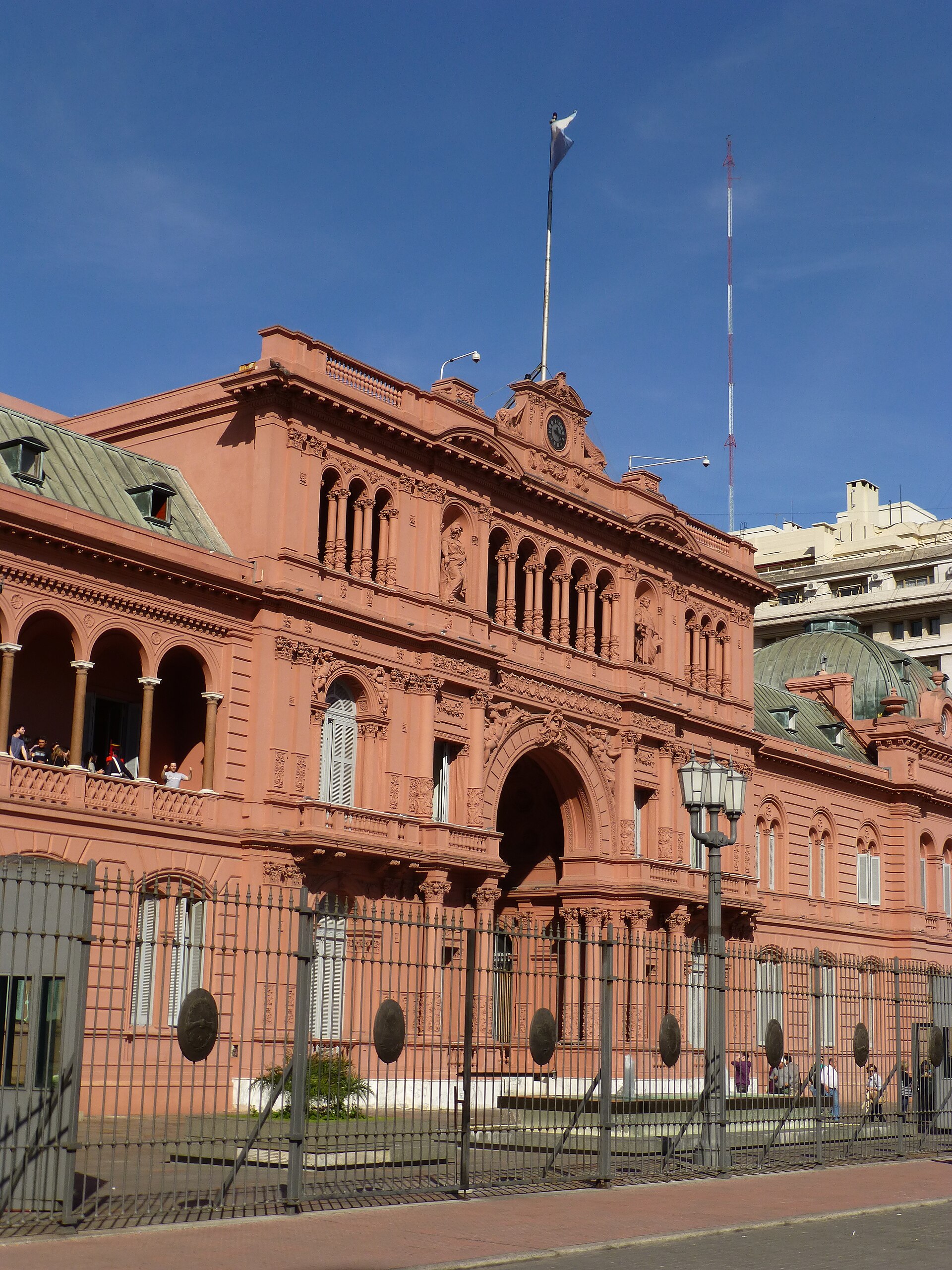 The Casa Rosada seen from the plaza