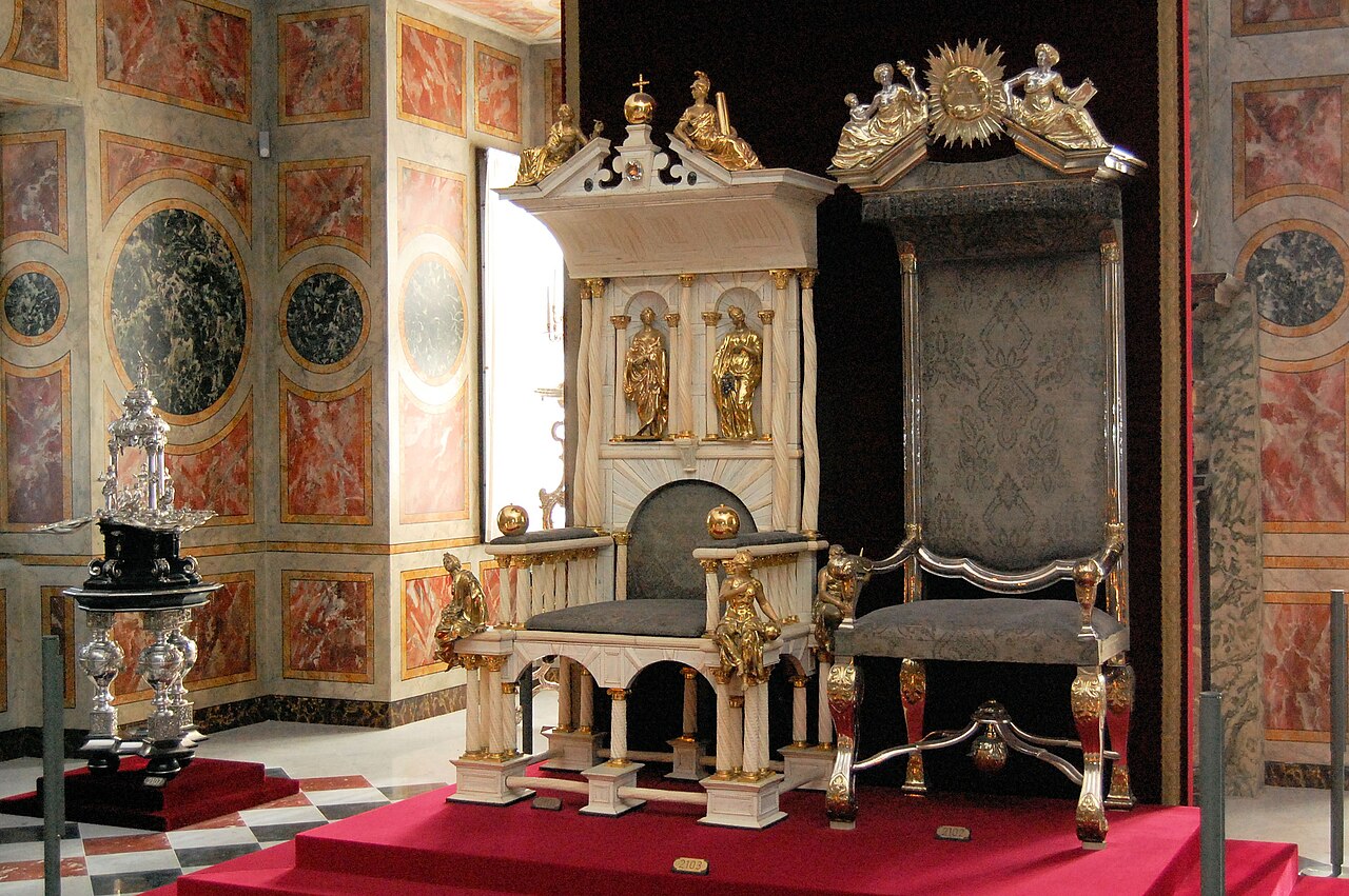 The coronation thrones of the Danish monarchs.