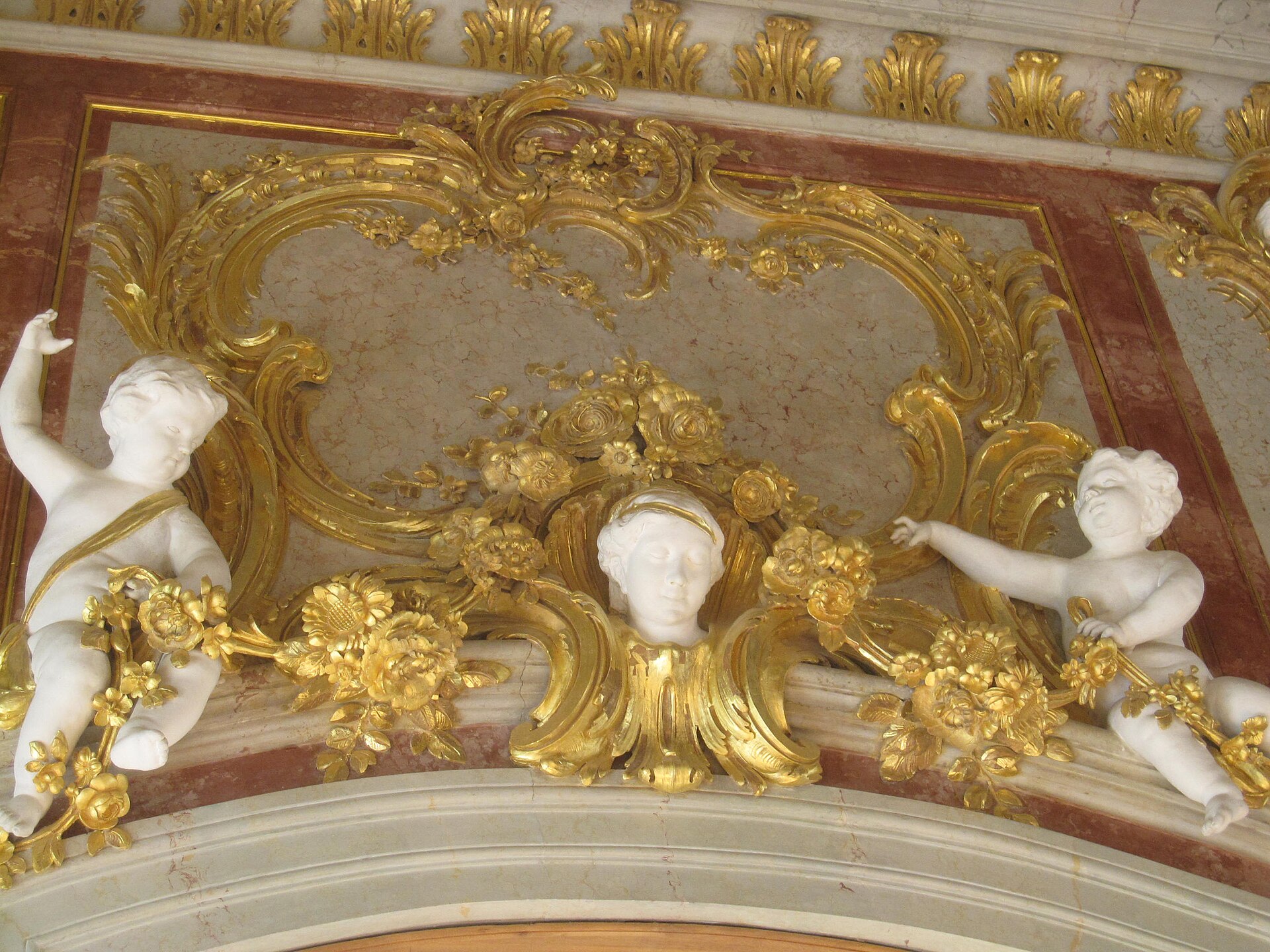 Gilded stucco detail in the state rooms