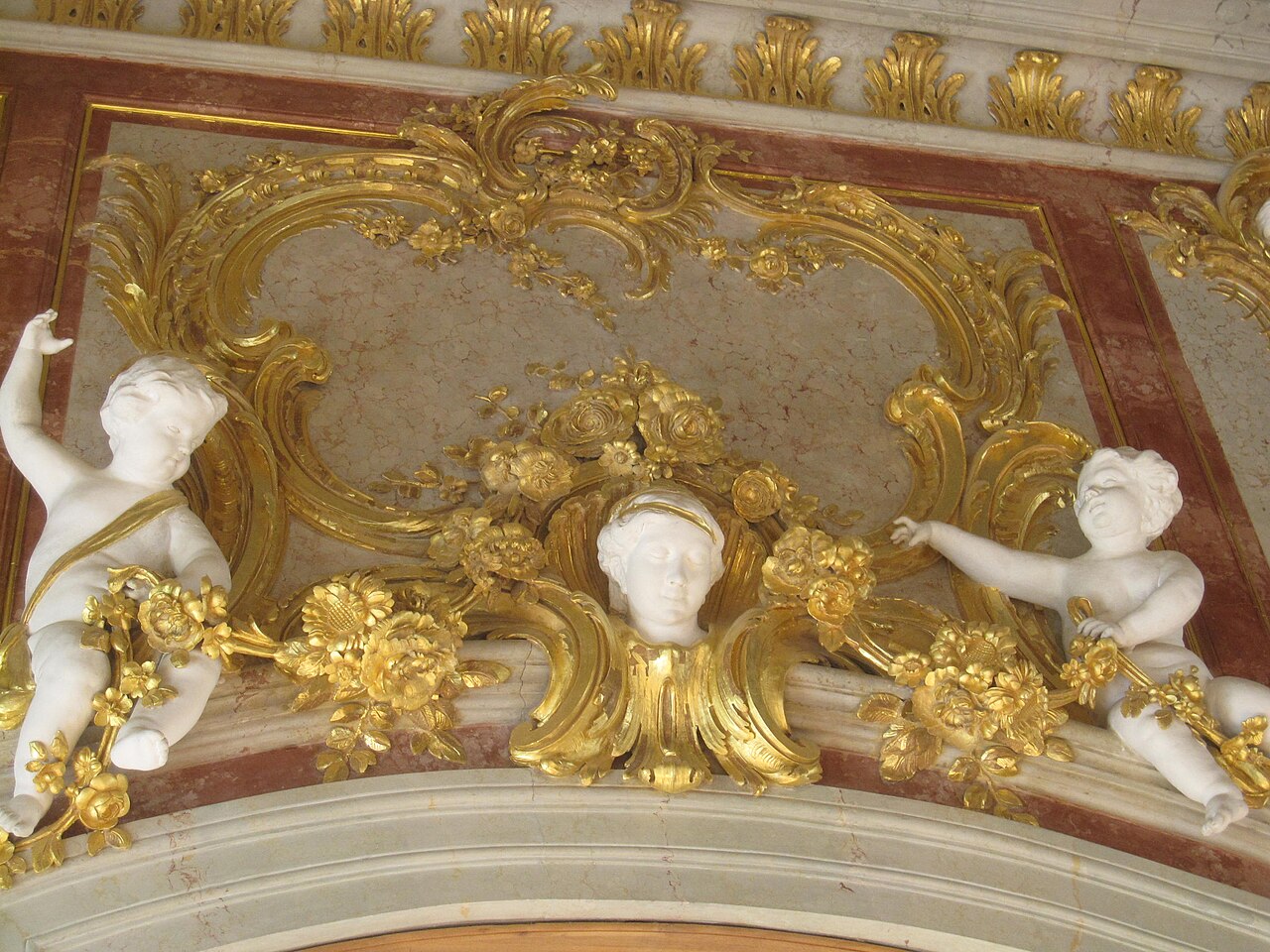 Gilded stucco in the Golden Hall, the throne room.