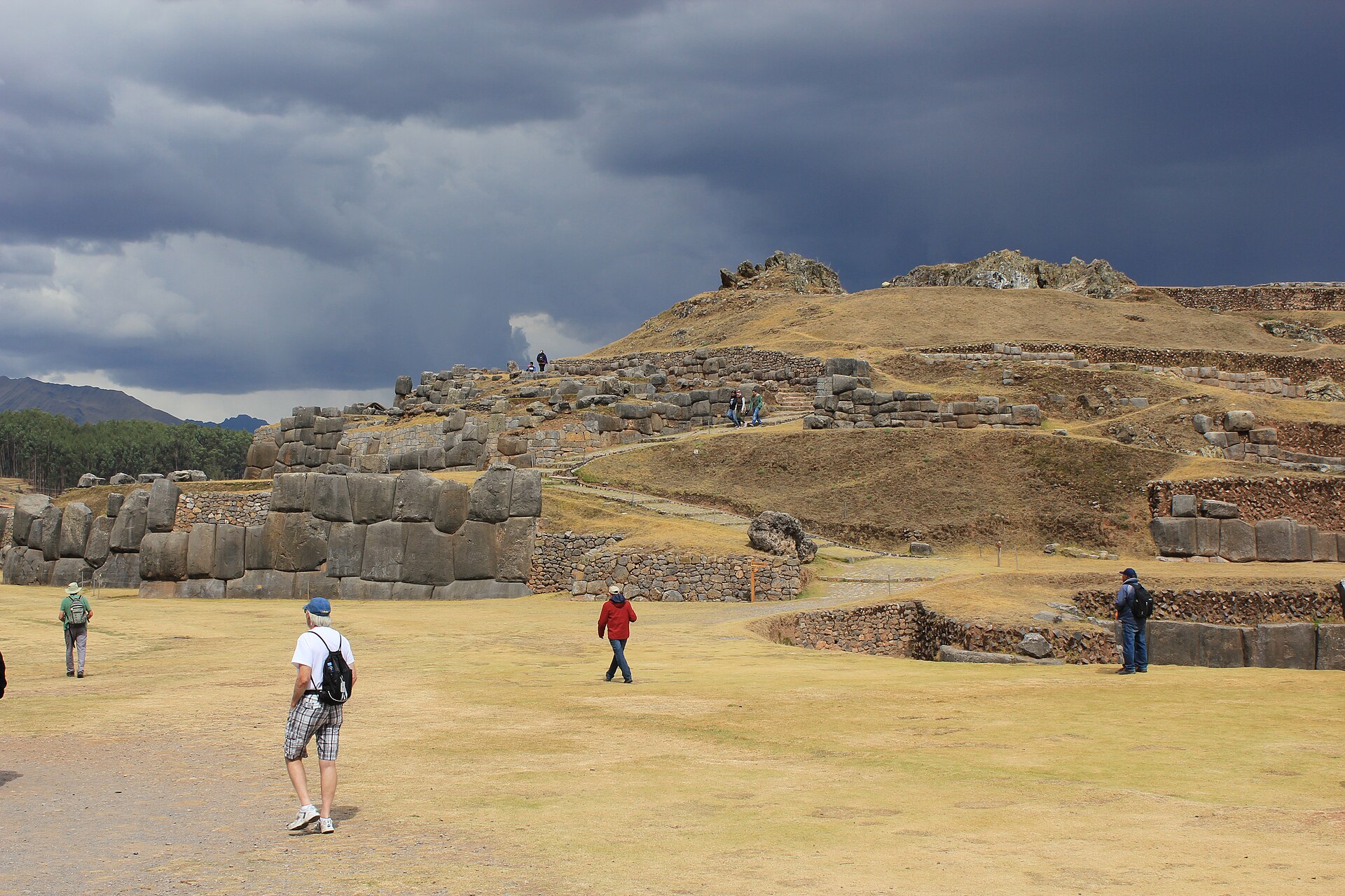 The tiered walls of Sacsayhuamán