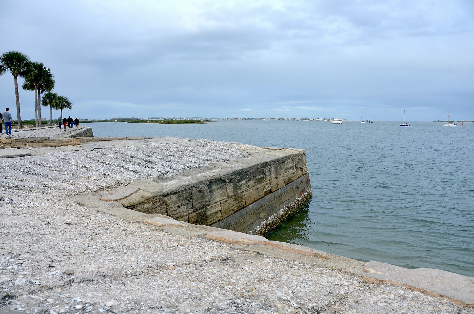 The seawall beside the Castillo de San Marcos