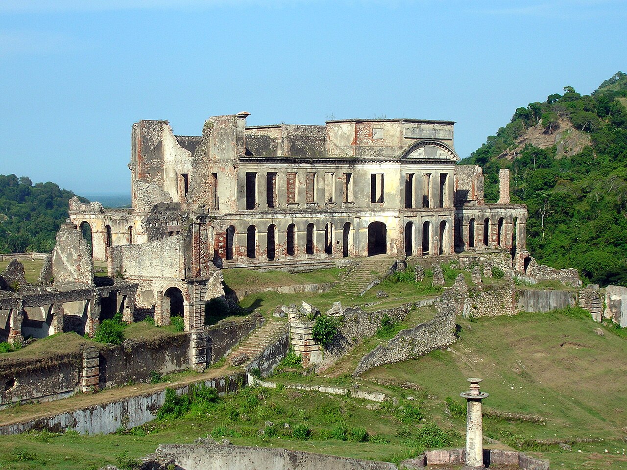 The rear of the palace amid the Haitian hills.