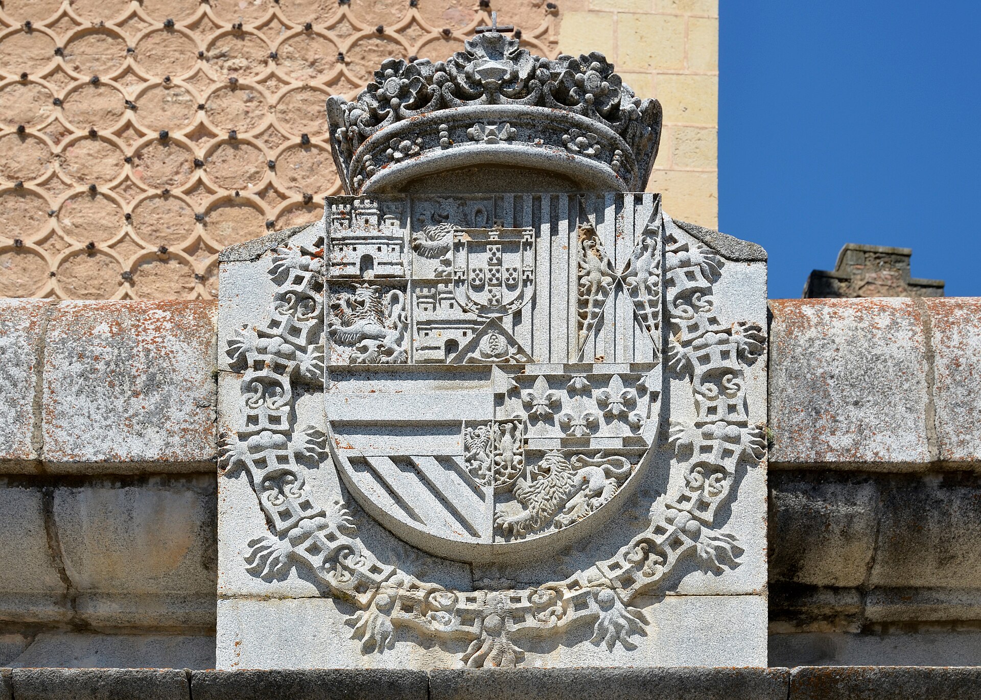 A devastating fire in the nineteenth century nearly destroyed the fortress.