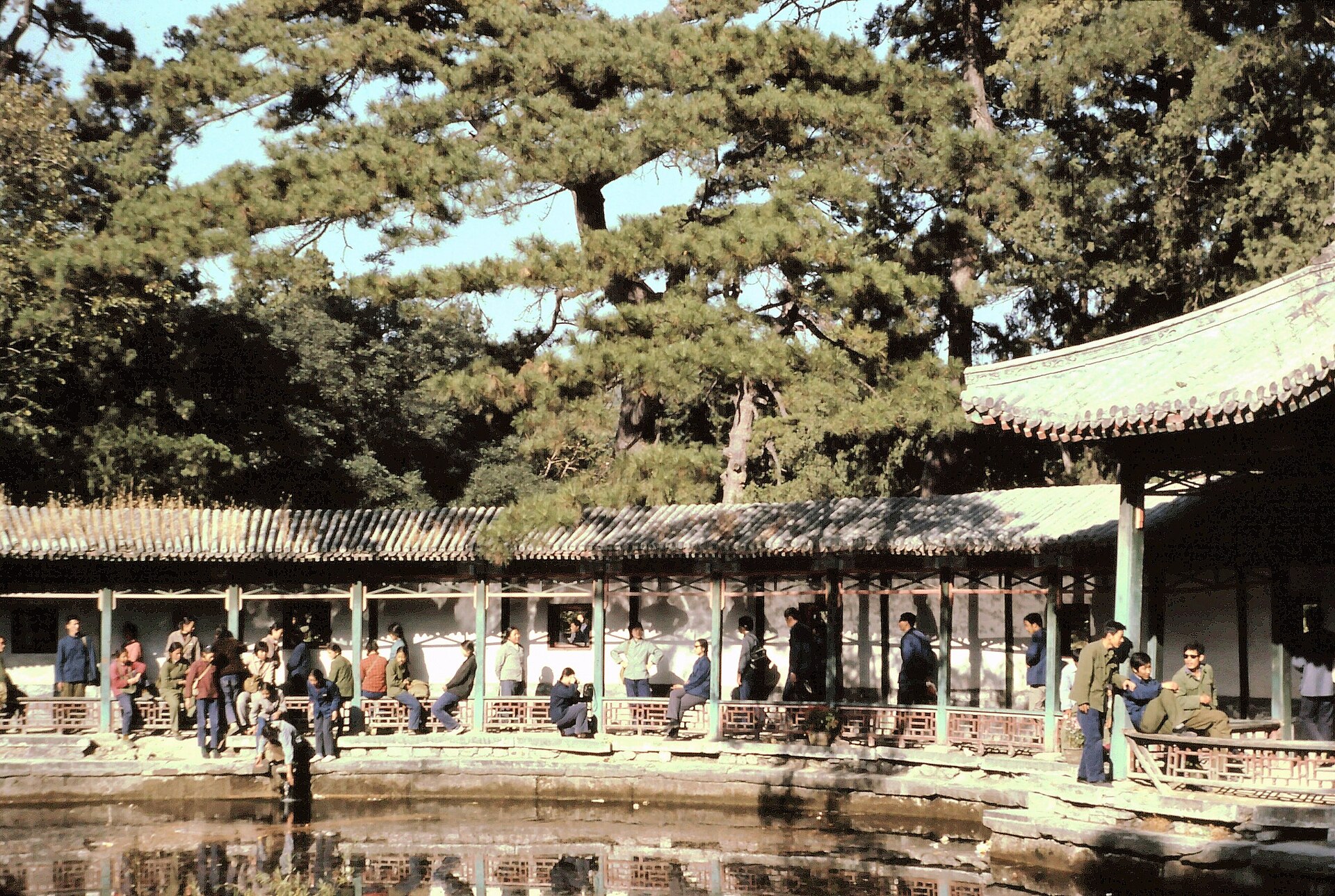 A view of the Summer Palace, its buildings and gardens beside the water.