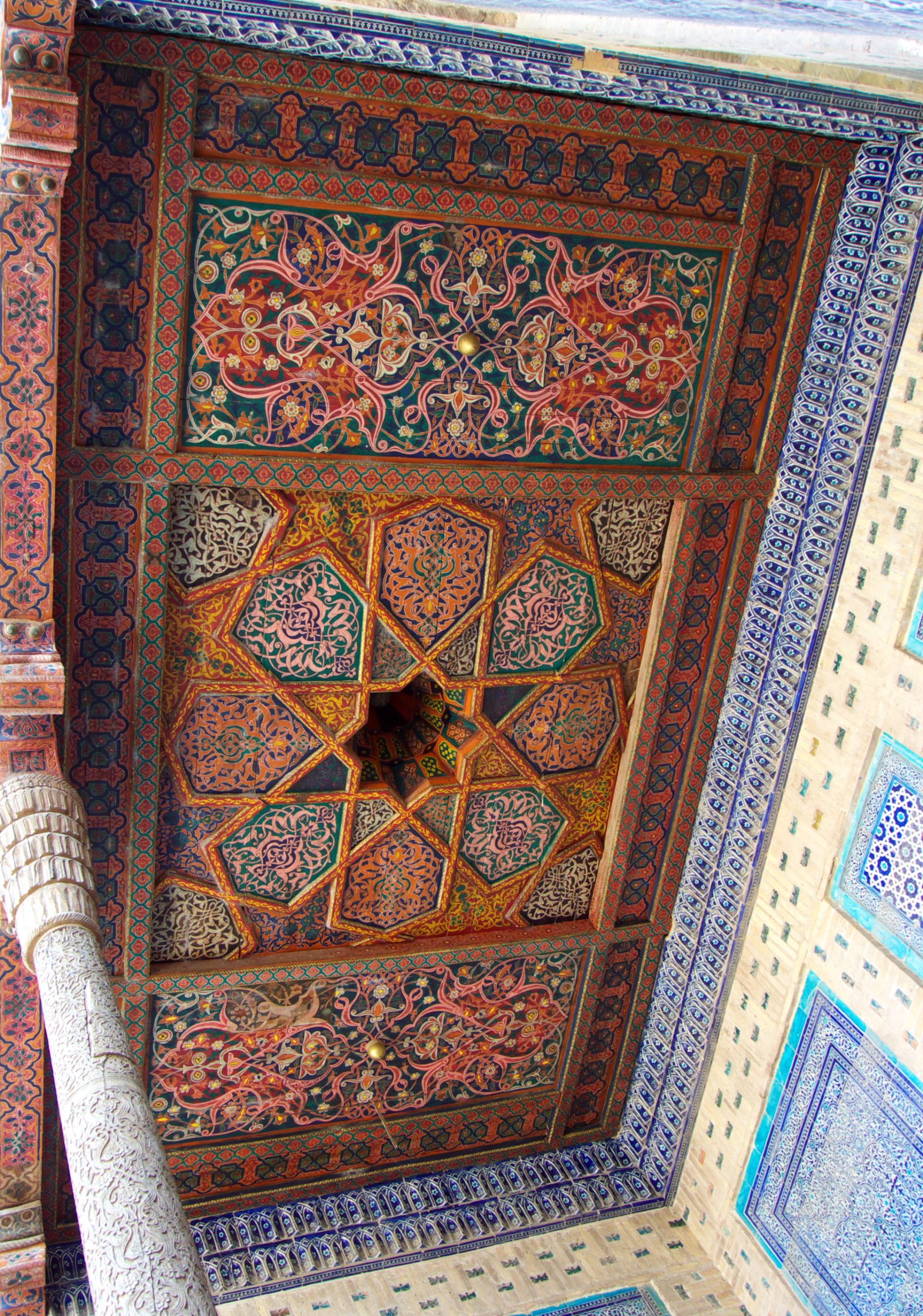 Walls of blue and white majolica covering an interior surface