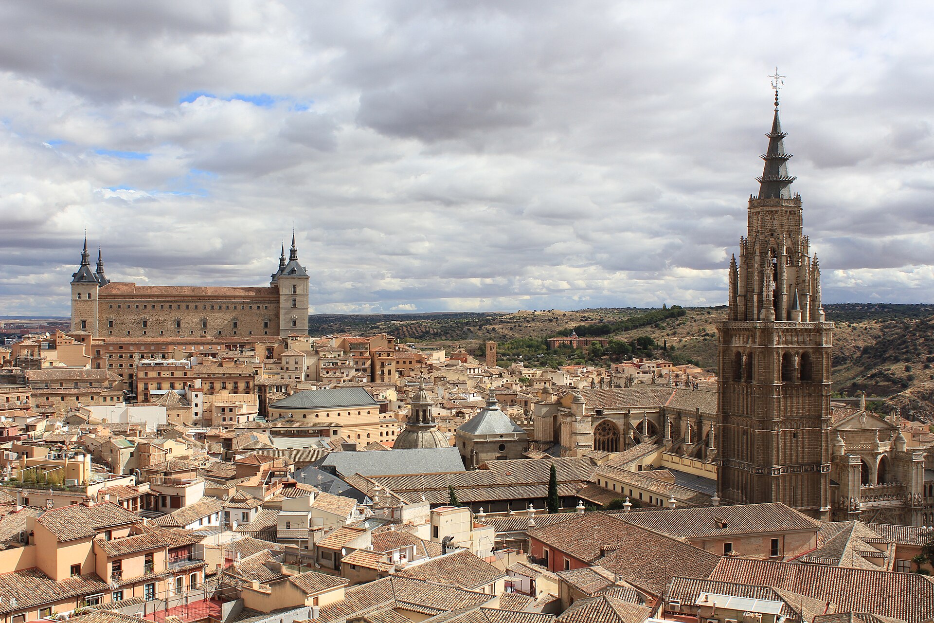 The Alcázar dominates the skyline of Toledo, rising above the whole city.