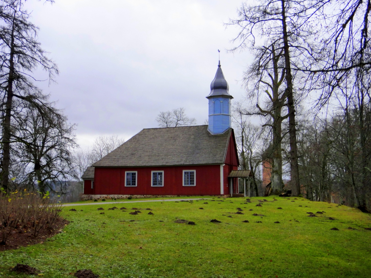 A historic wooden church and a famous legend add to Turaida's charm.