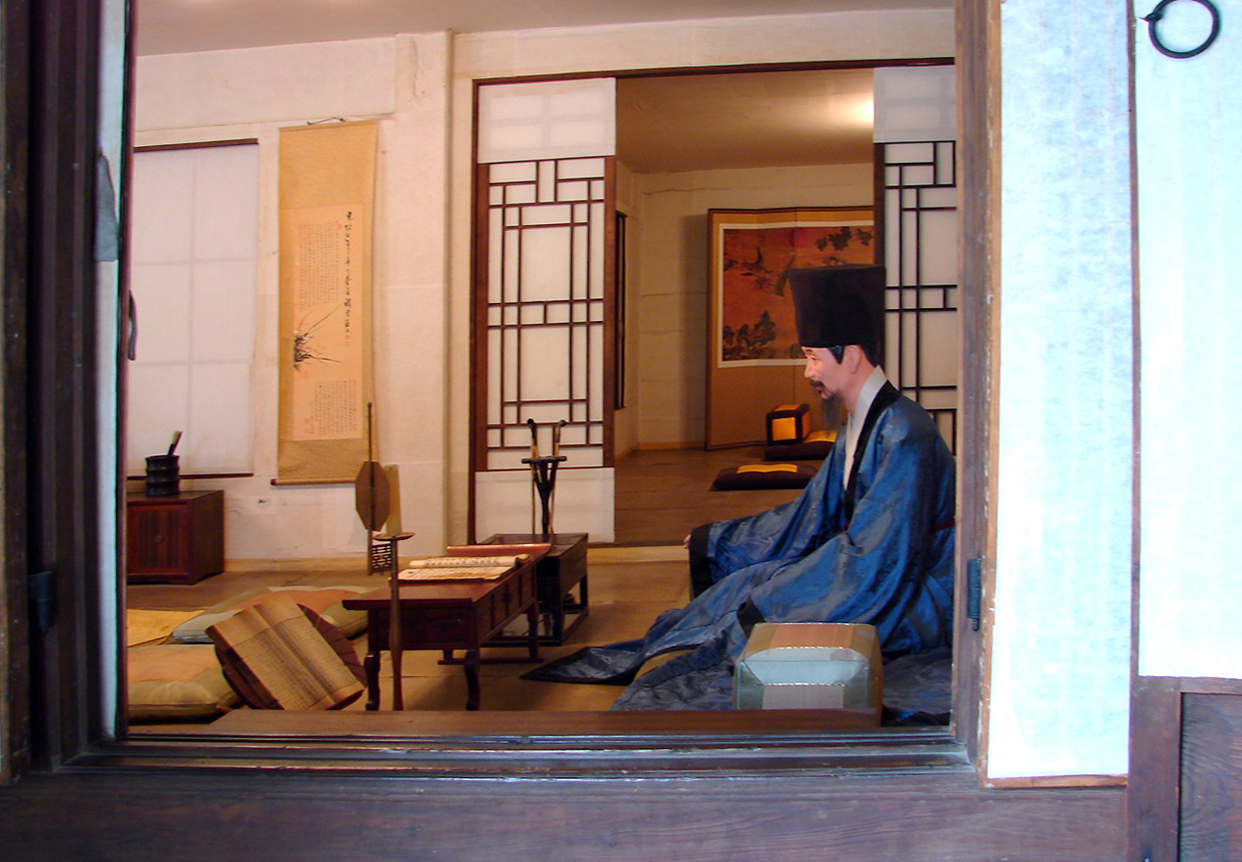 Traditional roofs and courtyards of Unhyeongung