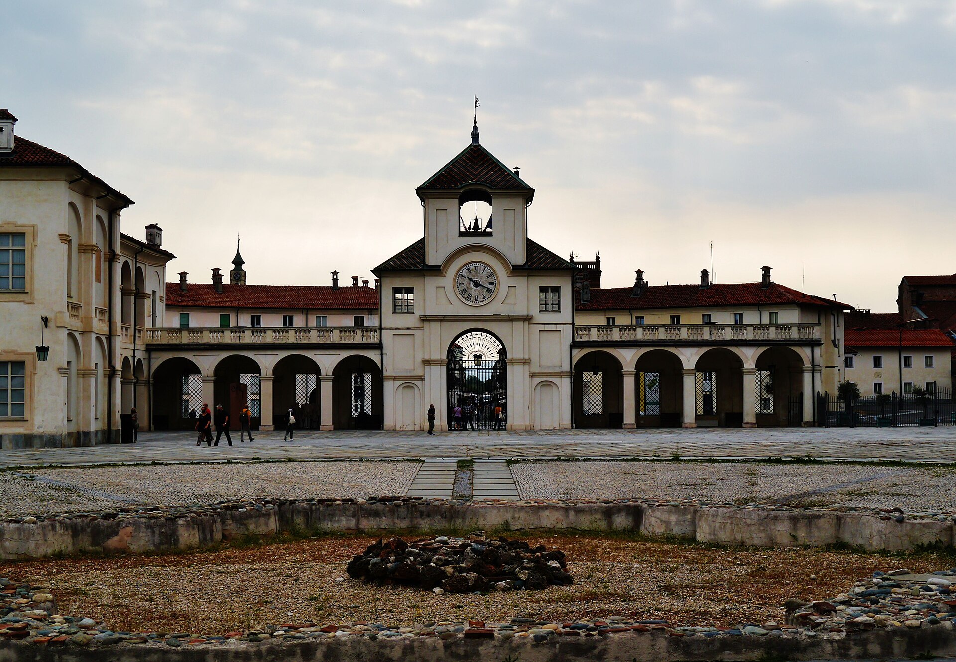 A courtyard of the palace