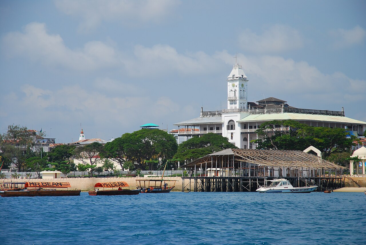 The palace facing the Indian Ocean along the Zanzibar coast.
