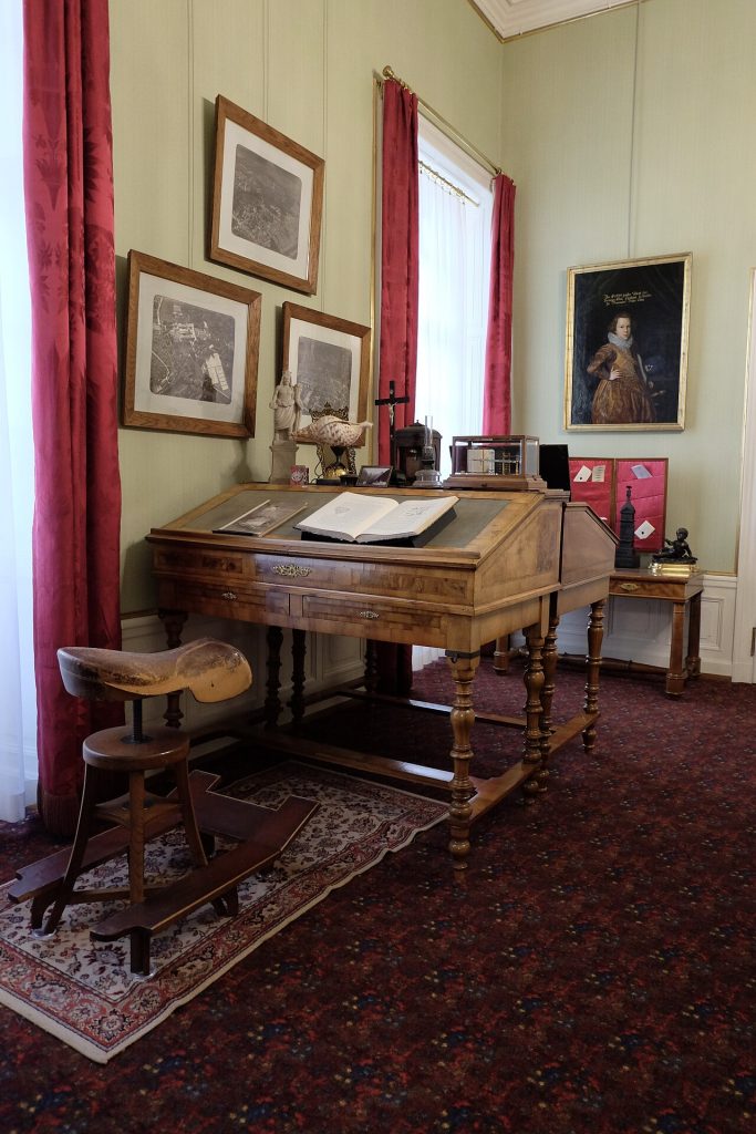 A study in the palace