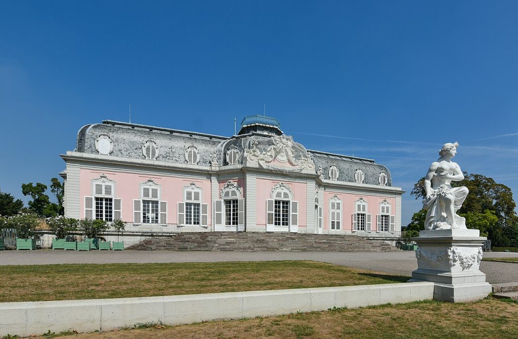 The south side of the palace