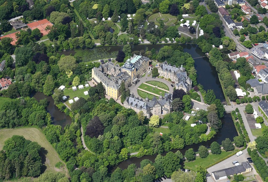 Buckeburg Palace from the air