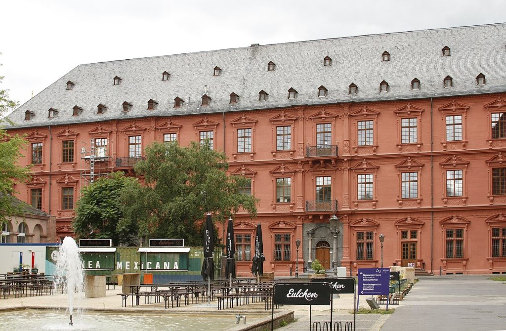 A wing of the palace