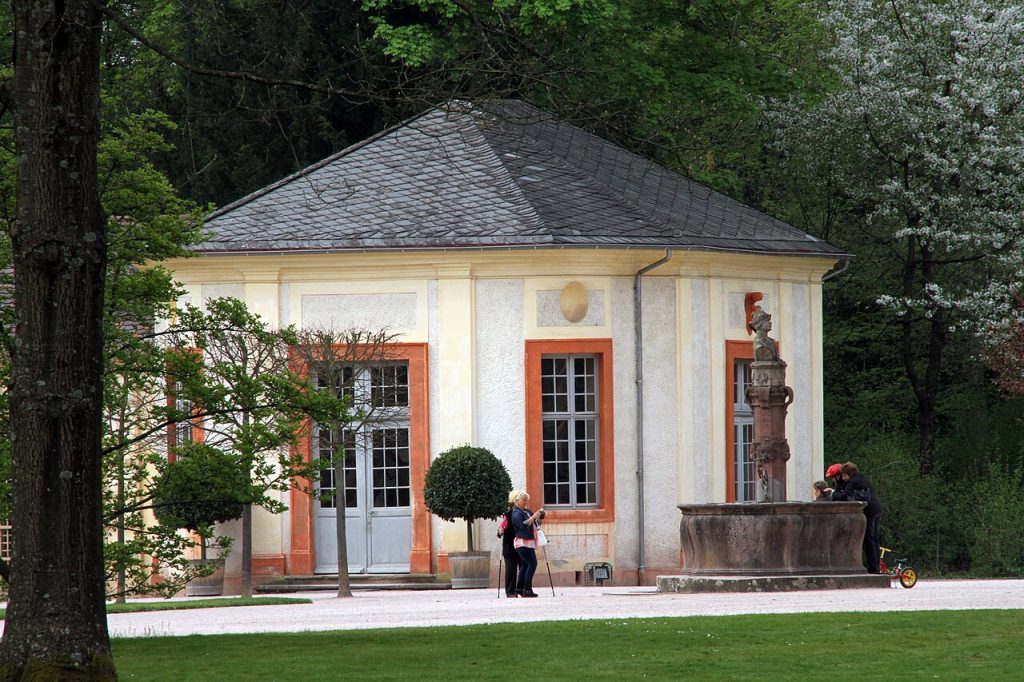 A pavilion in the palace grounds