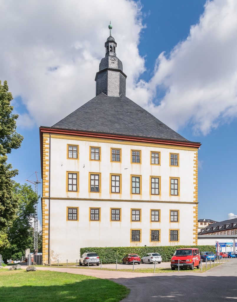 The long facade of Friedenstein Palace