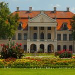 Kozlowka Palace seen from the front