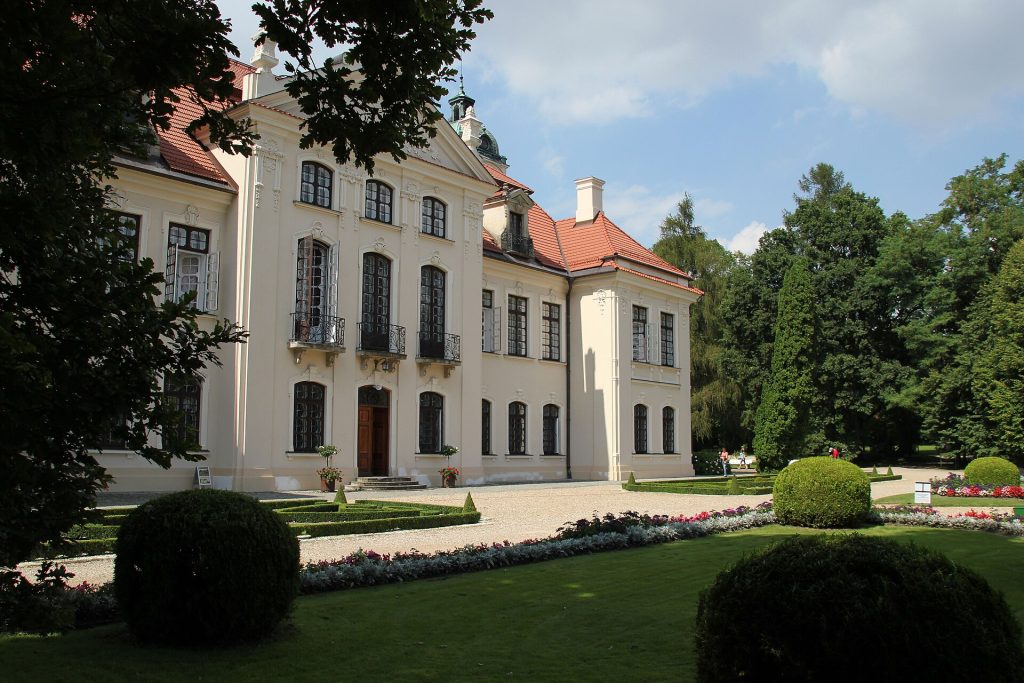 The palace seen from the garden side