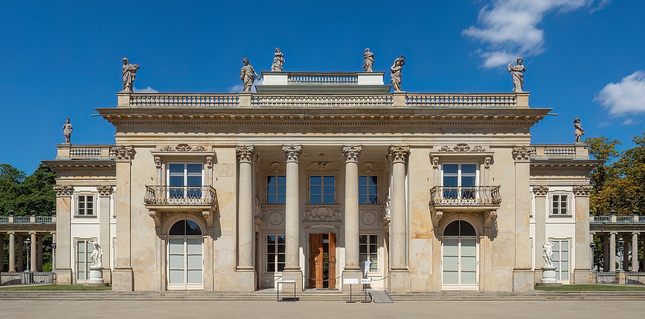 The Palace on the Isle from the lakeside