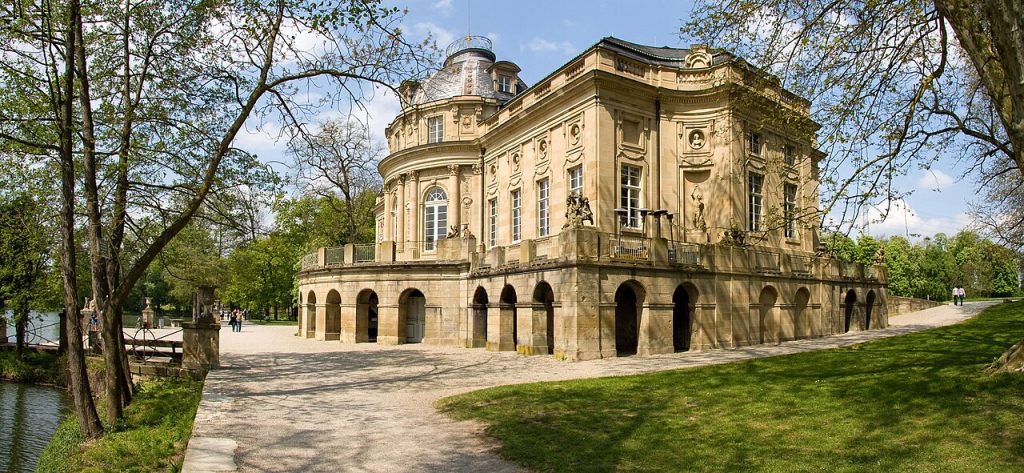 The palace on the water