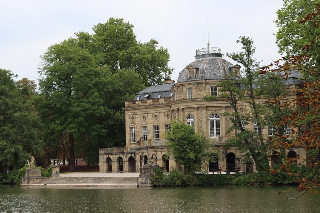 The palace framed by trees