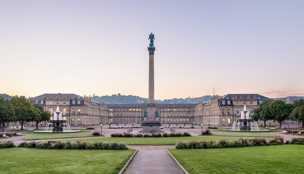 The Schlossplatz fountains and palace