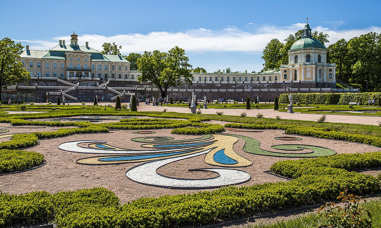 The lower garden of the Oranienbaum estate