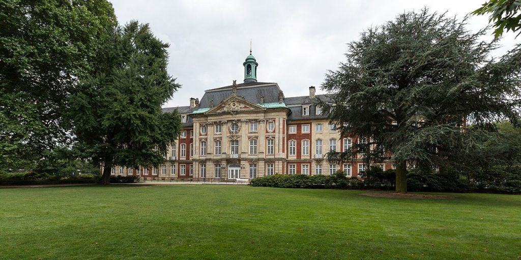 The palace and its forecourt